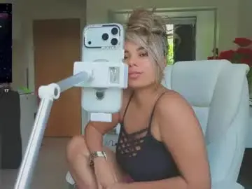 Chaturbate Best live sex cam show of diosadeluniverso_