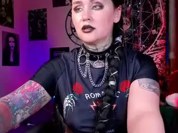 Chaturbate Free Live Porn of emmybrightj_