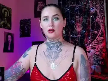 Chaturbate Free Porn Cam of emmybrightj_