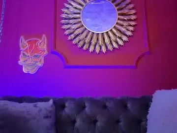 Chaturbate Sex Chat of julieta_russell