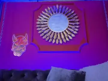 Chaturbate Live Sex Cam of julieta_russell