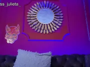 Chaturbate Best Webcam of julieta_russell