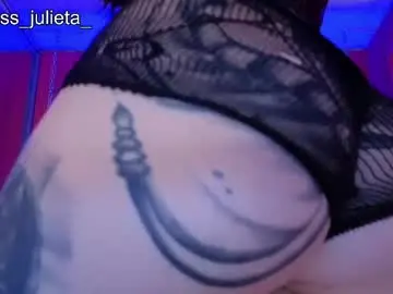 Chaturbate Live Porn of julieta_russell