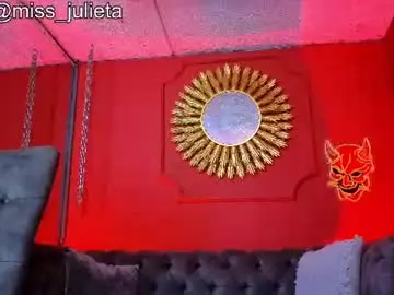 Chaturbate Best live sex cam show of julieta_russell