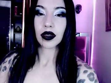 Chaturbate Live Porn of emearld_black