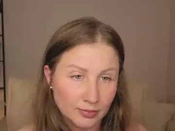 Chaturbate Nude Webcam of helens_lov