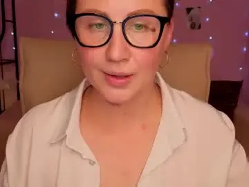 Chaturbate Adult Webcam of helens_lov