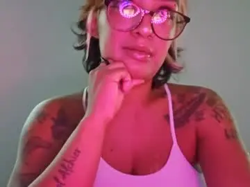 Chaturbate Nude Webcam of honeycutt2023