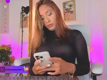 Chaturbate Best live sex cam show of alessialondon