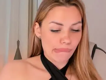 Chaturbate Free Live Porn of roxy_wet
