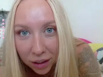 Chaturbate Adult Video Chat of _mari_