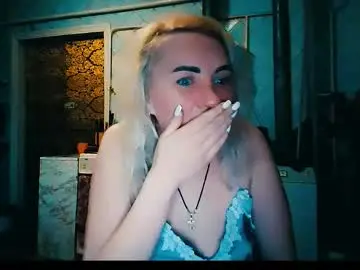 Chaturbate Live Porn of alinafrey_