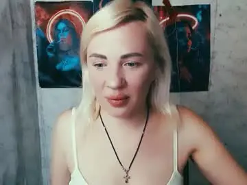 Chaturbate Sex Chat of alinafrey_