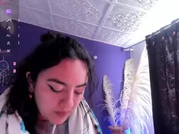 Chaturbate Watch Live Sex Cams of ambeer_cute