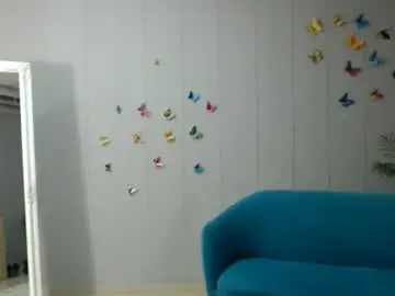 Chaturbate Adult Video Chat of blondy_mom