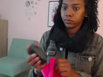 Chaturbate Sex Cam of isa_stern