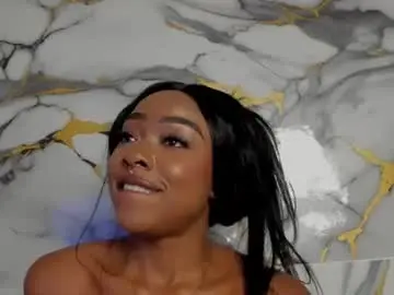 Chaturbate Live Porn of miia_schwarz_