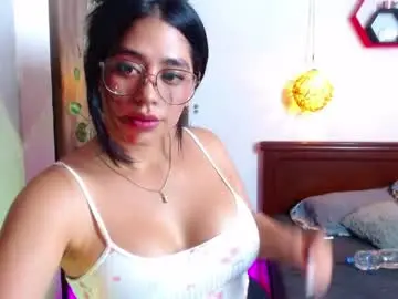 Chaturbate Adult Webcam of milaloversxxx