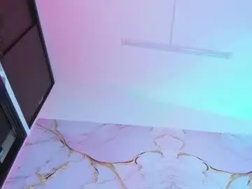 Chaturbate Live Sex Cam of iamlola_