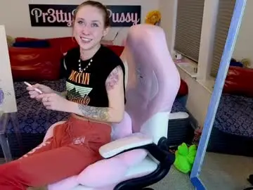 Chaturbate Live Sex Cam of pr3ttyp1nkpussy