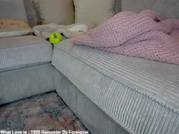 Chaturbate Live Sex of x_lily_x