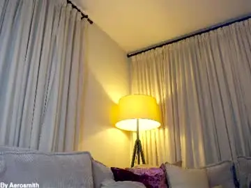 Chaturbate Best live sex cam show of x_lily_x