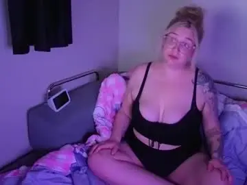 Chaturbate Live Sex Cam of onyxilvara