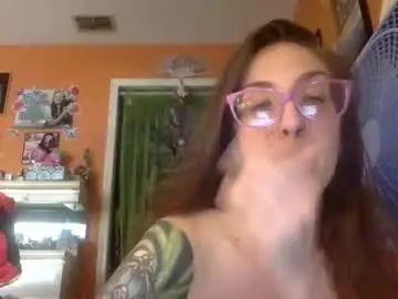 Chaturbate Sex Cam of lillylushabae