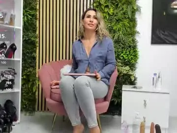 Chaturbate Free Porn Cam of sweetcherry30_