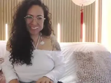 Chaturbate Sex Chat of velvet_curly