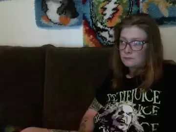 Chaturbate Adult Video Chat of debbieafterhours69
