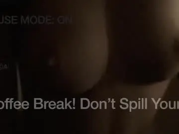 Chaturbate Free Porn Cam of cherrylipsbaby