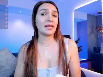 Chaturbate Best live sex cam show of miia_taylors