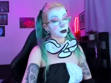 Chaturbate Live Sex of missnikkivill