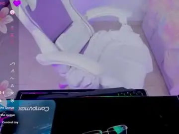 Chaturbate Live Sex of heey_kitty
