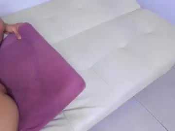 Chaturbate Live Sex Cam of hot_kittin