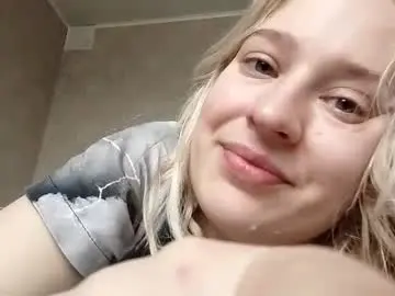 Chaturbate Watch Live Sex Cams of mila_420