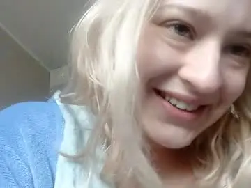 Chaturbate Best live sex cam show of mila_420