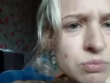 Chaturbate Live Sex Cam of mila_420