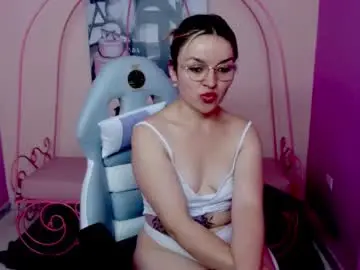 Chaturbate Live Sex of bee_blonde