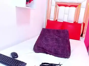 Chaturbate Sex Cam of makena_hot69