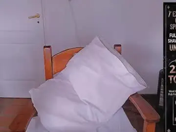 Chaturbate Free Porn Cam of yuyito15