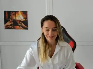 Chaturbate Live Sex of elinarosee