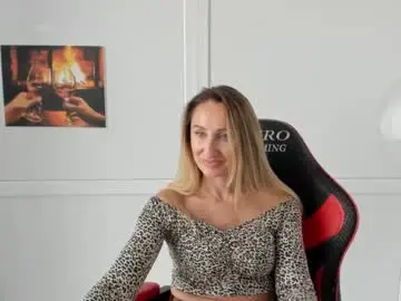 Chaturbate Free Porn Cam of elinarosee