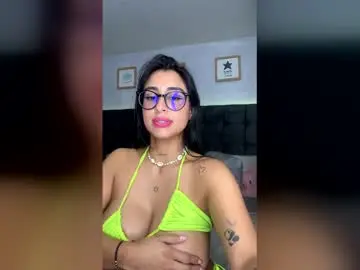 Chaturbate Adult Video Chat of lovely_violet13