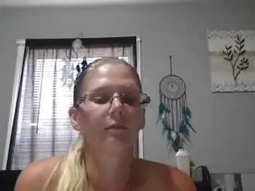 Chaturbate Watch Live Sex Cams of zmae
