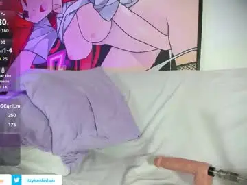 Chaturbate Live Sex Cam of itzykardashan