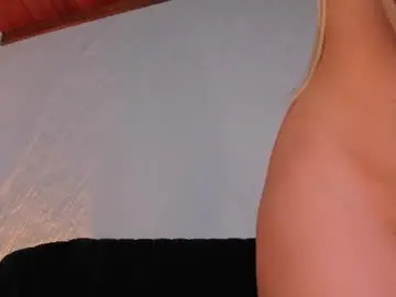 Chaturbate Live Sex Cam of lexiewayne