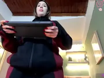 Deepthroat milf cams