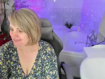 Chaturbate Free Porn Cam of bettygibsonn
